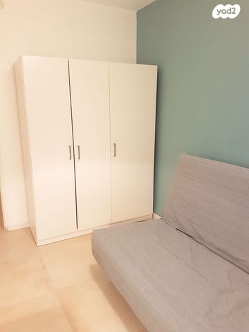 דירה, מעלה הגיבורים, בן דור, נשר