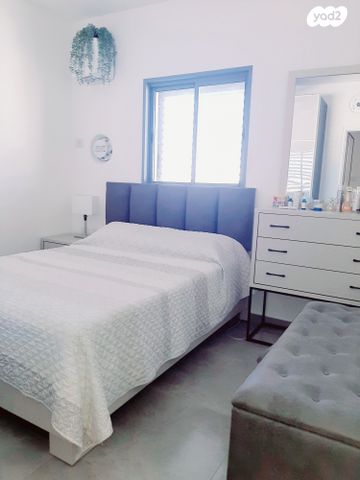 דירה, האחים טרבס, ד' / מערב מרכז העיר, רחובות