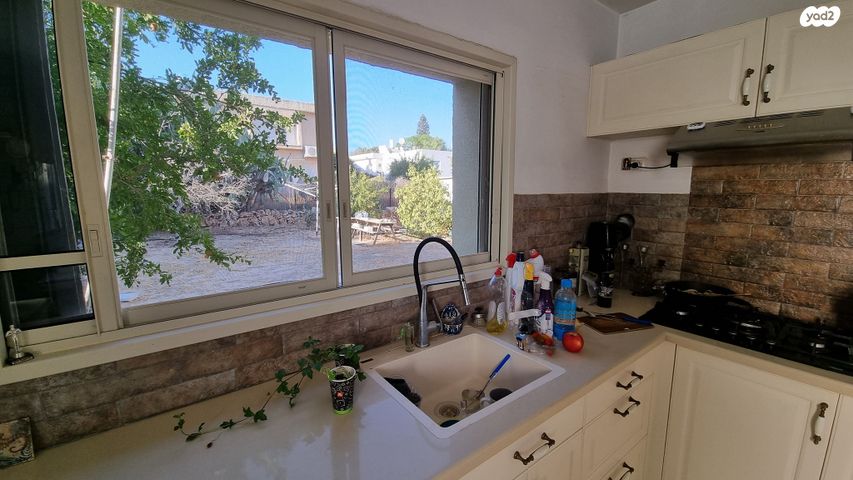 בית פרטי/ קוטג', מיתר / כרמית