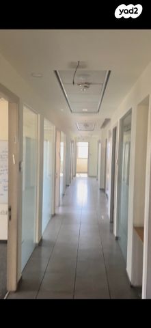 משרדים, פתח תקווה