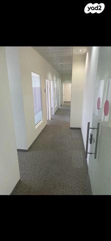 משרדים, פתח תקווה