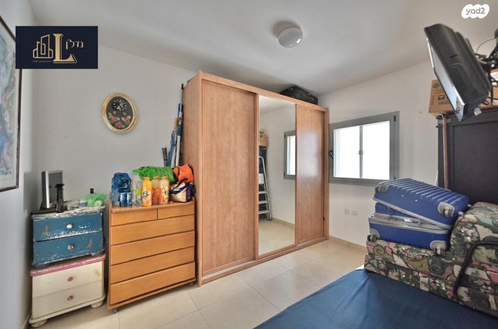 דירה, שדרות מקס ואמפרו שיין 8, רחובות החדשה, רחובות