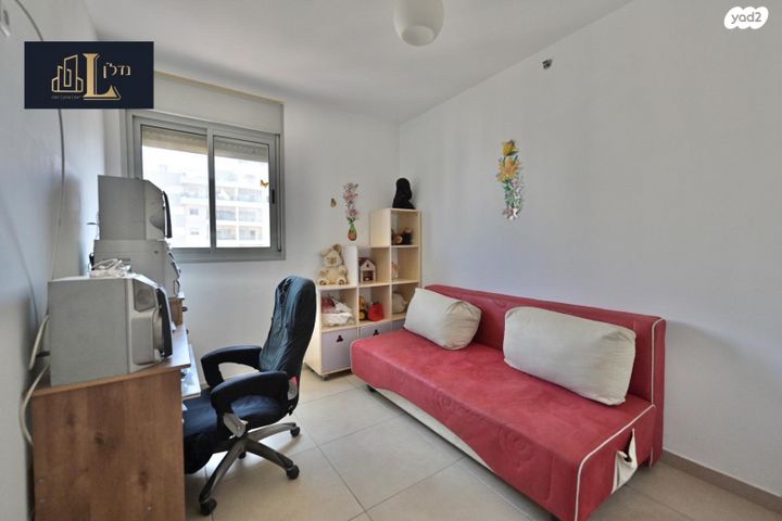 דירה, שדרות מקס ואמפרו שיין 8, רחובות החדשה, רחובות