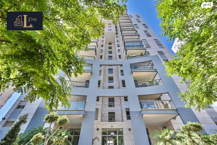 שדרות מקס ואמפרו שיין 8