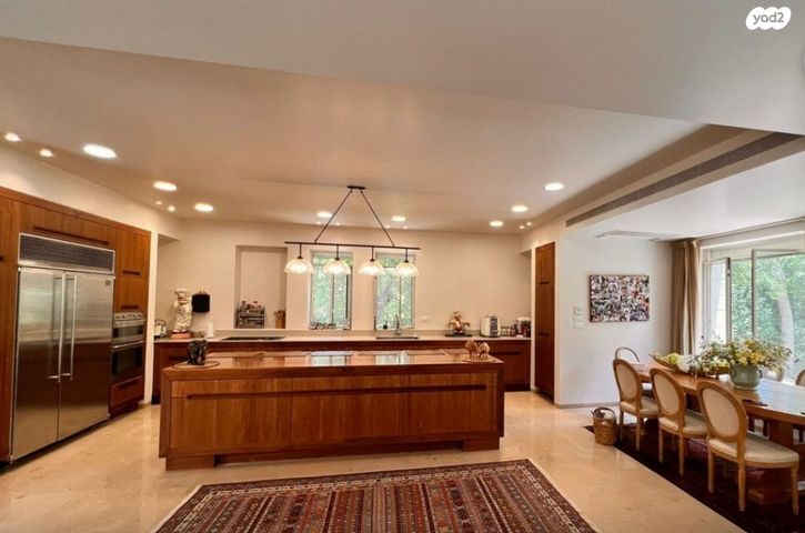 בית פרטי/ קוטג', אלוני אבא