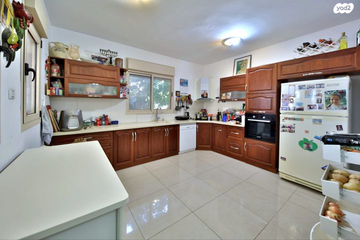 דו משפחתי, רמת ישי