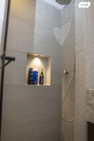 דירה, בן יהודה 158, הצפון הישן - צפון, תל אביב יפו