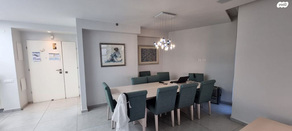 דירה, אריק לביא 1, עיר ימים, נתניה