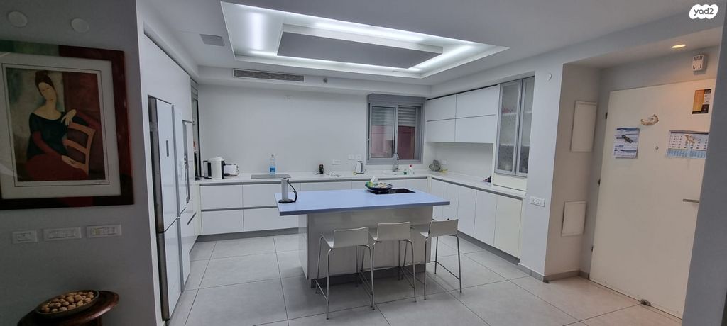 דירה, אריק לביא 1, עיר ימים, נתניה