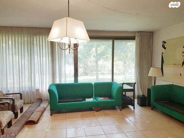 בית פרטי/ קוטג', סביון