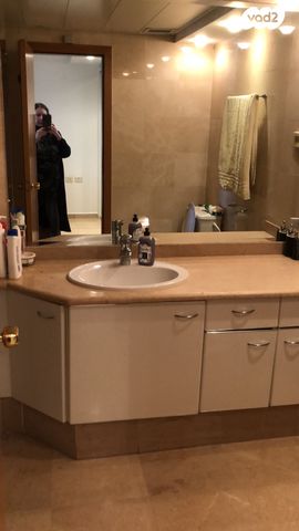 דירה, ניסים אלוני, צמרות איילון, פארק צמרת, תל אביב יפו