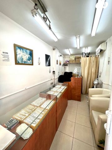 חנויות/ שטח מסחרי, אצ"ל, התקוה, בית יעקב, נווה צה"ל, תל אביב יפו