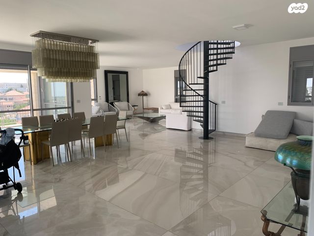 גג/ פנטהאוז, ירושלים