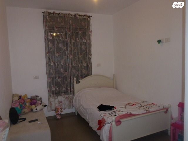 דירה, עמנואל זיסמן, חומת שמואל, הר חומה, ירושלים