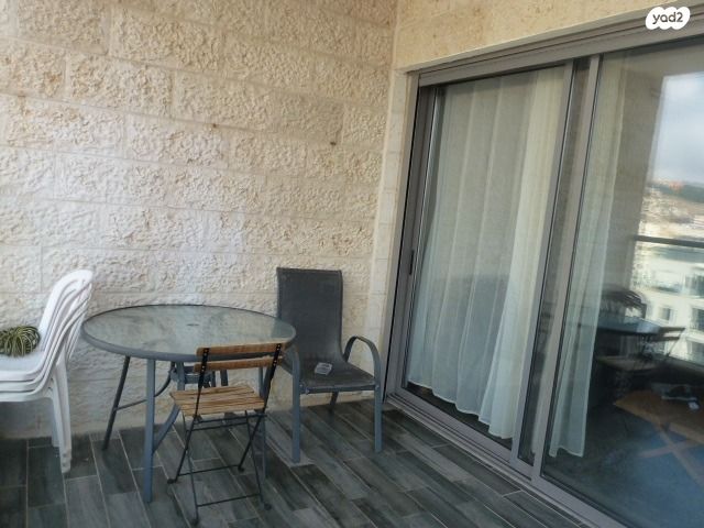 דירה, עמנואל זיסמן, חומת שמואל, הר חומה, ירושלים