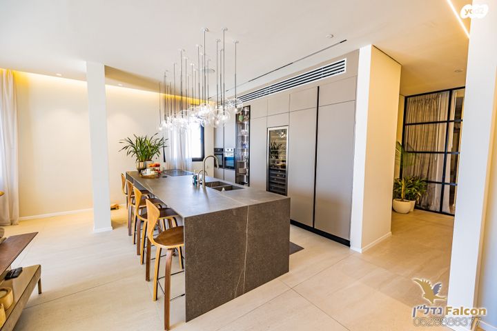 גג/ פנטהאוז, שדרות רוטשילד, רובע ט"ו, אשדוד