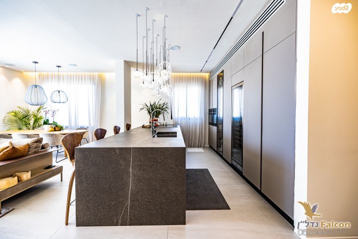 גג/ פנטהאוז, שדרות רוטשילד, רובע ט"ו, אשדוד