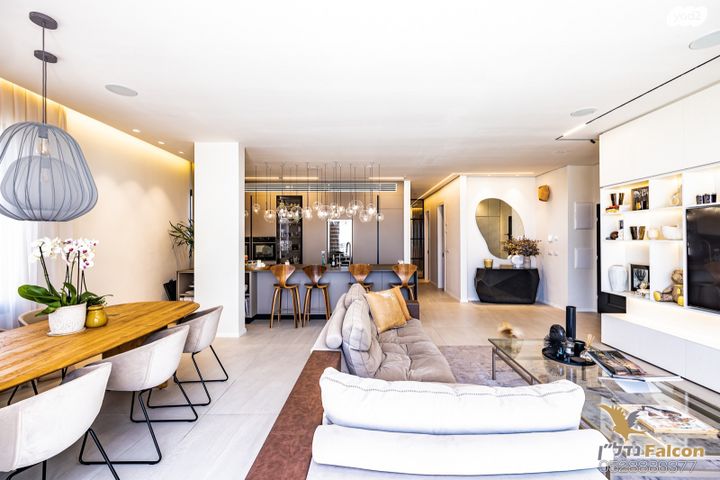 גג/ פנטהאוז, שדרות רוטשילד, רובע ט"ו, אשדוד