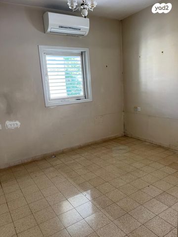 דירה, שדרות בן ציון 19, תל אביב יפו