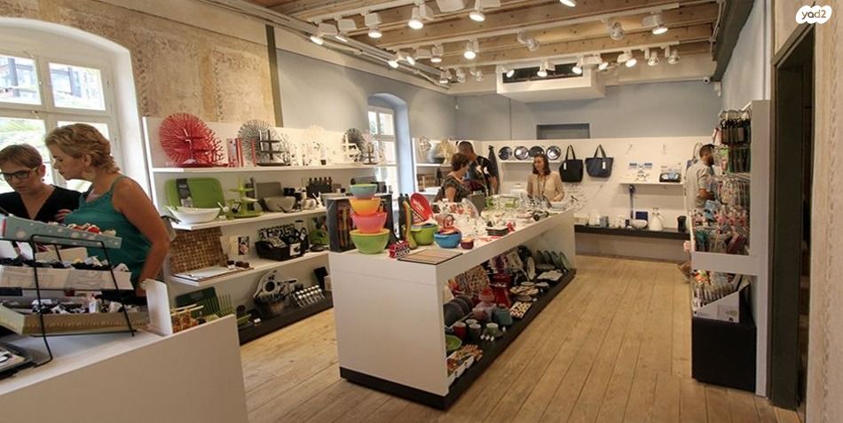 חנויות/ שטח מסחרי, אליעזר קפלן, גני שרונה, קרית הממשלה, תל אביב יפו