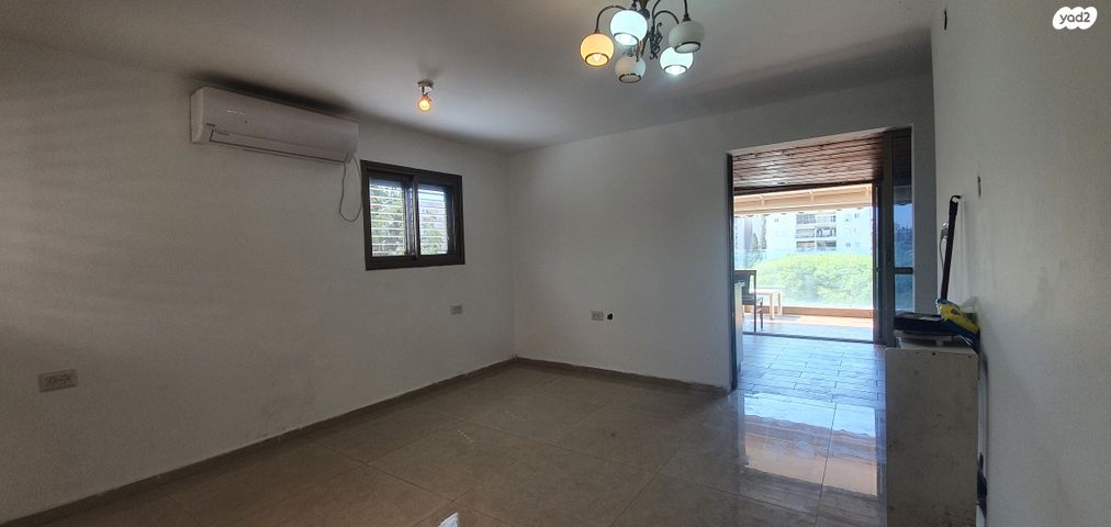 שיכוני המזרח