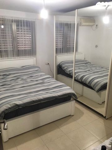 דירת גן, מרכז, הרצליה