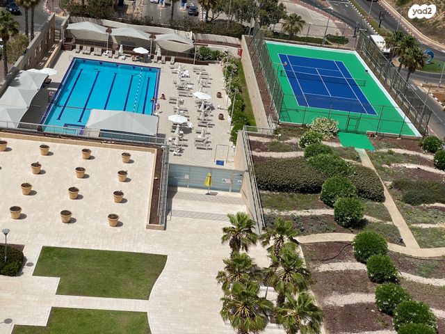 דירה, הרצליה