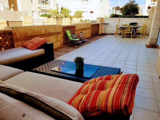 דירת גן, מרינה, הרצליה