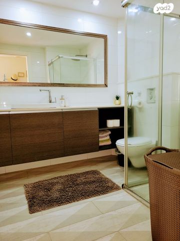 דירת גן, מרינה, הרצליה