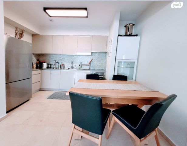 דירת גן, מרינה, הרצליה