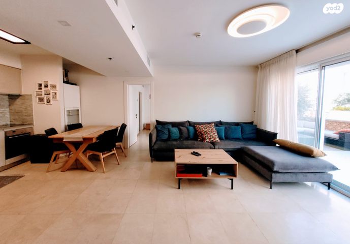 דירת גן, מרינה, הרצליה