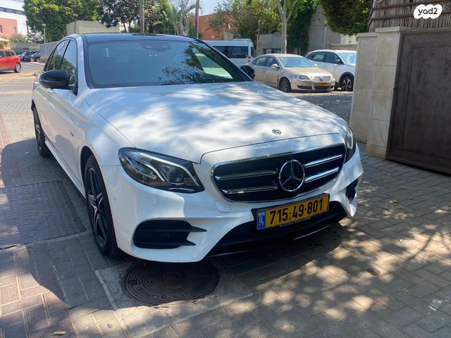 מודעת רכב מרצדס-בנץ E-class