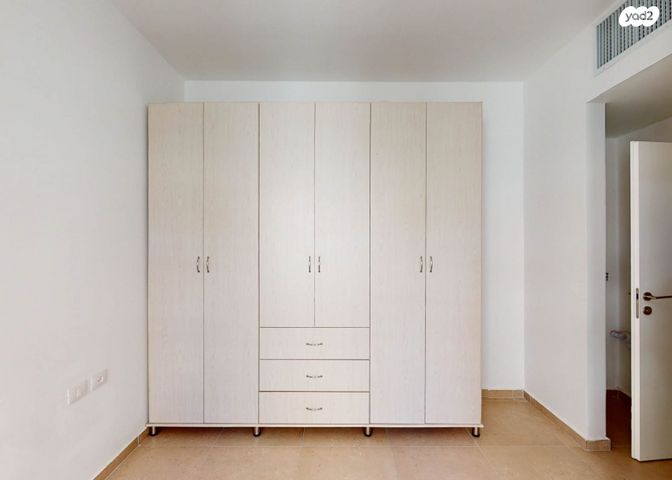 דירה, שדרות ירושלים 137, מכללת תל אביב יפו, דקר, תל אביב יפו