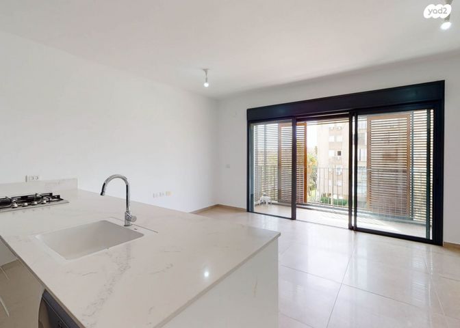 דירה, שדרות ירושלים 137, מכללת תל אביב יפו, דקר, תל אביב יפו