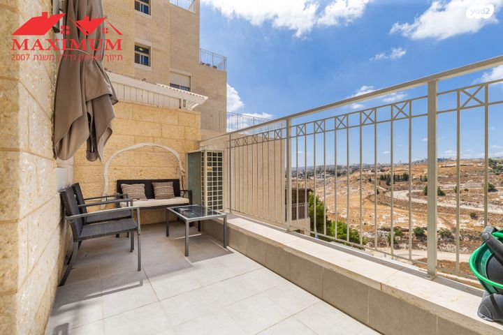 דירה, עמנואל זיסמן, חומת שמואל, הר חומה, ירושלים