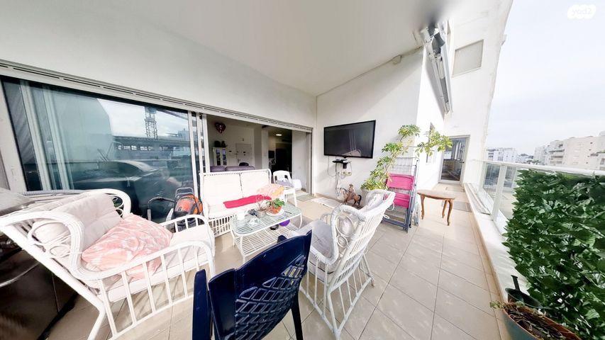 פרופ' יובל נאמן 13