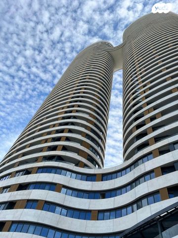 חנויות/ שטח מסחרי, דרך מנחם בגין 158, מונטיפיורי, הרכבת, תל אביב יפו