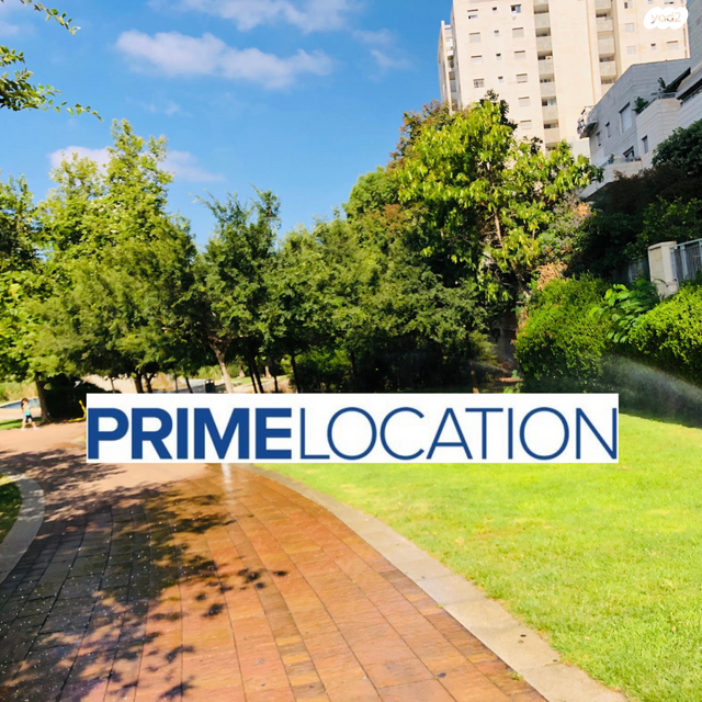 גג/ פנטהאוז, שמעון בן צבי, שטח 9, גבעתיים