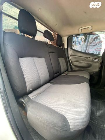 מיצובישי טרייטון / L200