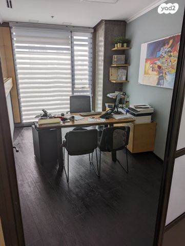 משרדים, אריאל שרון, סיטי, גבעתיים