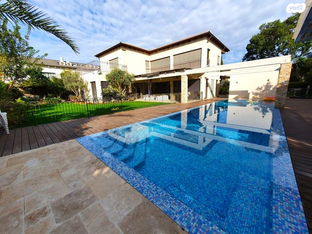 בית פרטי/ קוטג', סביון