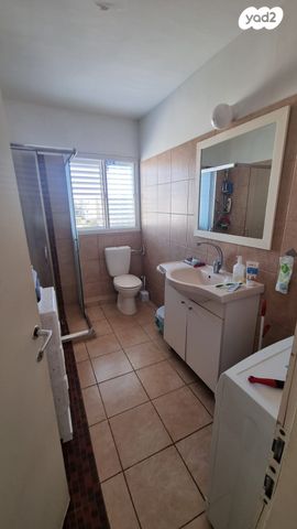 דירה, שדרות משה שרת, קרית ים ב', קרית ים