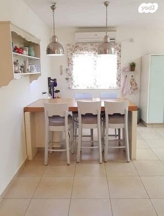 בית פרטי/ קוטג', מיתר / כרמית