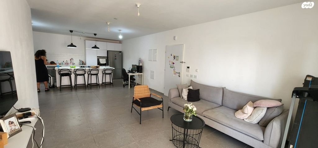 דירת גן, צור הדסה