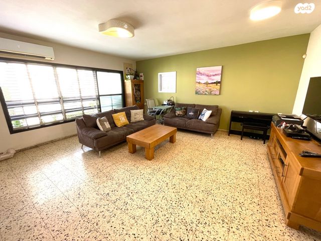 דירה, הרצליה הירוקה, נווה עובד, הרצליה