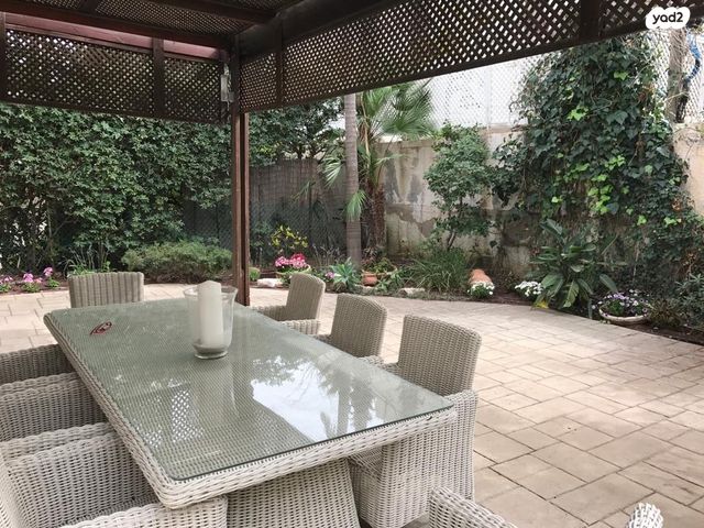 דו משפחתי, הגבורה 10, הרצליה פיתוח, הרצליה