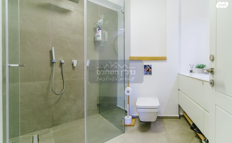 גג/ פנטהאוז, שמעון בן צבי, שטח 9, גבעתיים