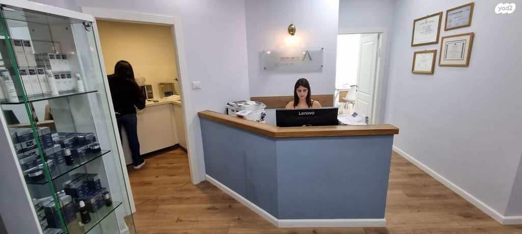 משרדים, הגדוד העברי, הקריה מע"ר, אשדוד