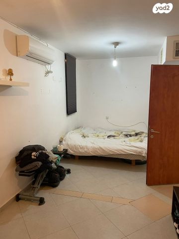 דירה, יצחק רגר, שכונה ד', באר שבע