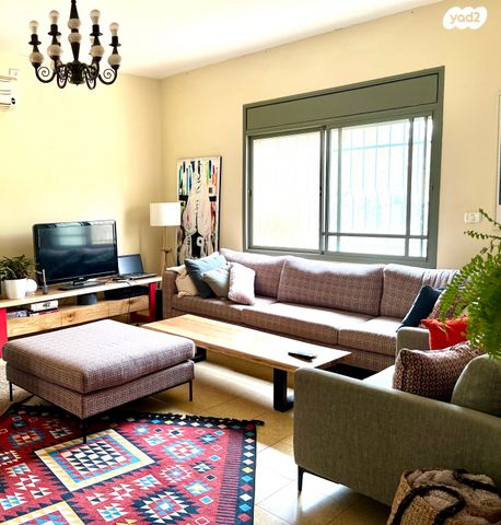 בית פרטי/ קוטג', שאר העיר, עומר